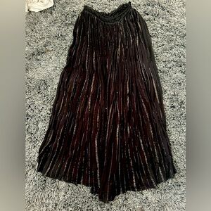 Flowy Stone Row Maxi Skirt with lurex thread